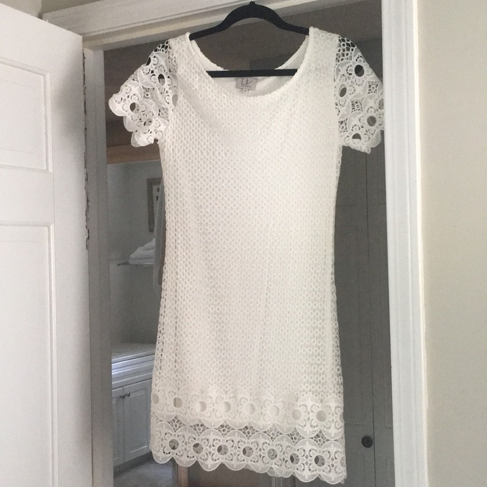 LIV - White Lace dress
